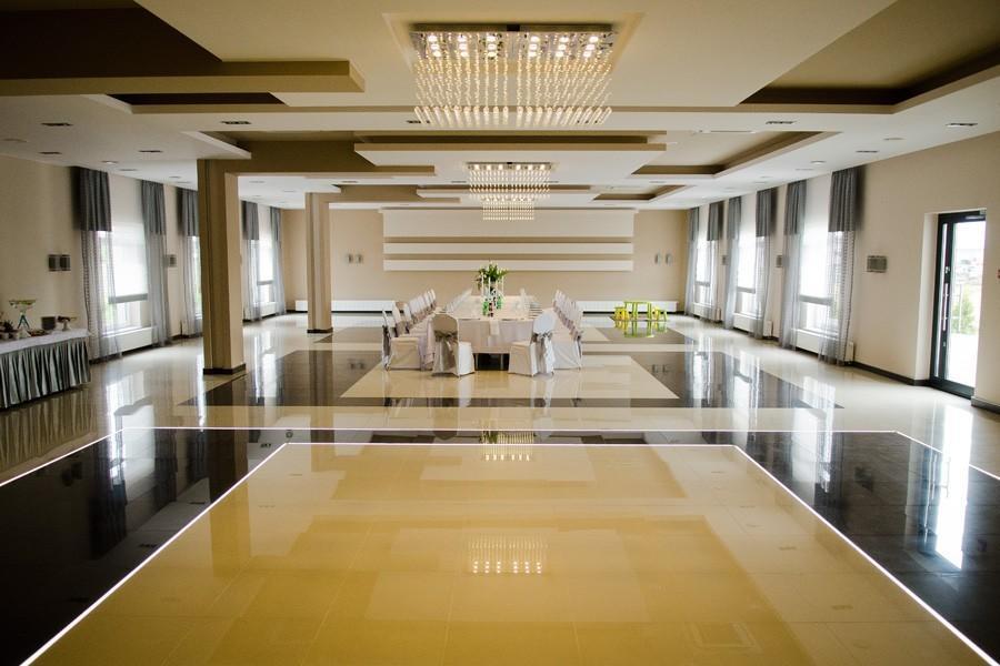 Hotel Podkowa Plock Bagian luar foto