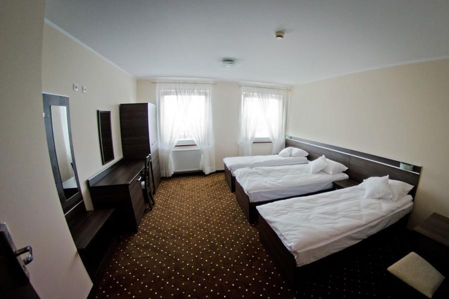 Hotel Podkowa Plock Ruang foto